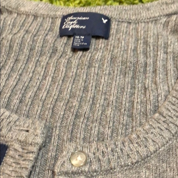 $17 or 3 for$26 - American Eagle Cardiagn - Picture 5 of 6